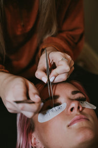 1 on 1 Volume Lash Training and Mentoring